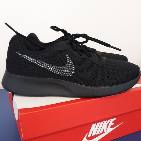 NEW ALL Black Nike Tanjun with black bling - Picture 4 of 5